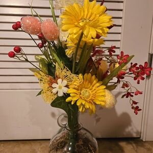 Spring flower bouquet